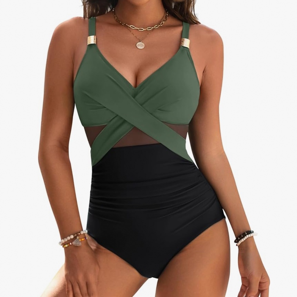 Xl Blooming jelly brand one piece swimsuit new with tags never worn